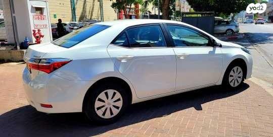 טויוטה קורולה Sun אוט' 1.6 (132 כ"ס) בנזין 2018 למכירה ברעננה