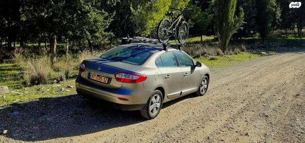 רנו פלואנס Privilege + SR אוט' דיזל 1.5 (110 כ''ס) דיזל 2013 למכירה בלוד