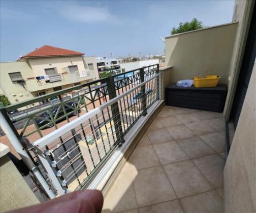 קוטג 6 חדרים למכירה בגן יבנה | מורג | מערב