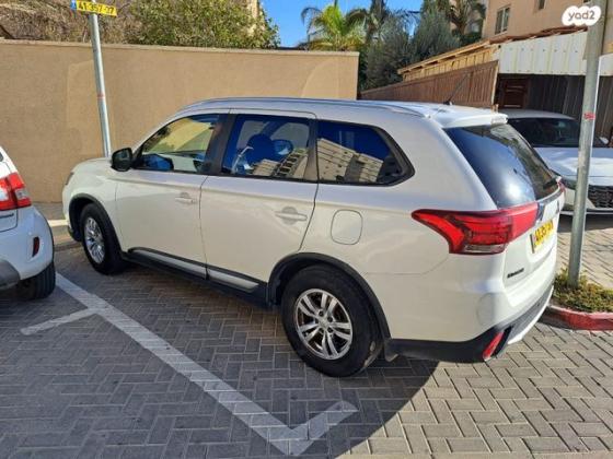 מיצובישי אאוטלנדר Instyle אוט' 7 מק' 2.0 (150 כ"ס) בנזין 2016 למכירה בדימונה