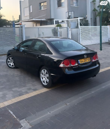 הונדה סיוויק סדאן החדשה LS אוט' 1.8 (140 כ''ס) בנזין 2008 למכירה בחדרה