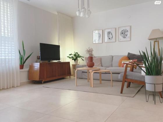 האלמוגים 21 (רובע ד)