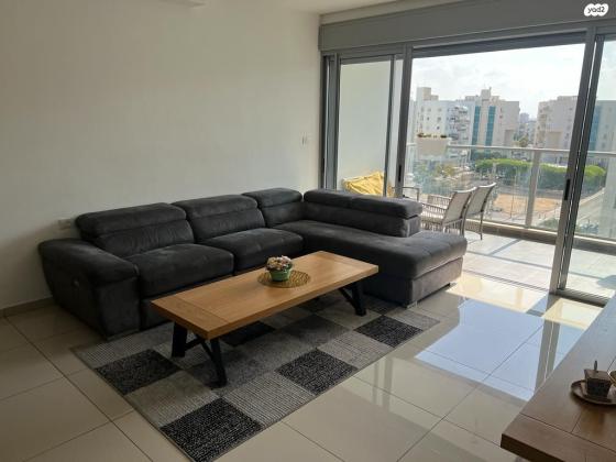 מבוא העירית 16 (רובע ח)