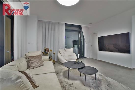 דירה 3 חדרים למכירה בבת ים | אריק אינשטיין 3 | פארק הים