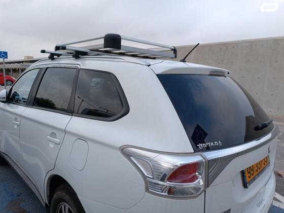 מיצובישי אאוטלנדר Instyle אוט' 7 מק' 2.0 (150 כ"ס) בנזין 2015 למכירה בבאר שבע