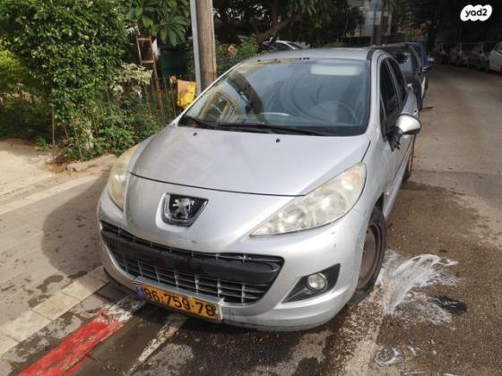פיג'ו 207 Active אוט' 1.6 (120 כ"ס) בנזין 2012 למכירה בתל אביב יפו