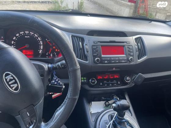 קיה ספורטז' EX אוט' 2.0 (163 כ''ס) בנזין 2012 למכירה בנצרת