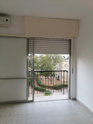 דירה 3 חדרים להשכרה בקרית מוצקין | ורד | עירייה