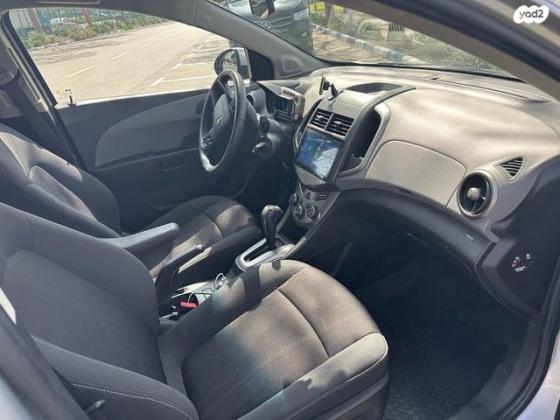 שברולט סוניק LS הצ'בק אוט' 1.4 (101 כ''ס) בנזין 2011 למכירה בנתניה