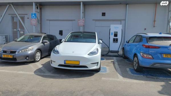 טסלה מודל Y 4X4 Long Range אוט' חשמלי (514 כ''ס) חשמלי 2022 למכירה במזכרת בתיה