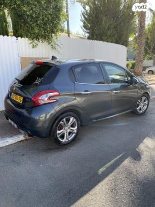 פיג'ו 208 Active אוט' 1.6 (120 כ"ס) בנזין 2014 למכירה בראשון לציון