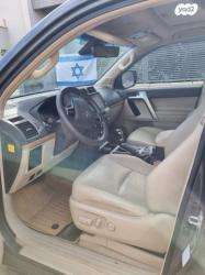 טויוטה לנד קרוזר ארוך Sahara אוט' 7 מק' דיזל 5 דל' 2.8 (204 כ"ס) די