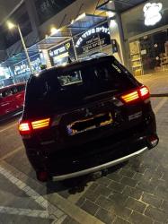 מיצובישי אאוטלנדר PHEV 4X4 Supreme הייבריד אוט' 5 מק' 2.0 (121 כ"ס) ה