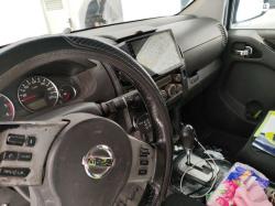 ניסאן פאת'פיינדר 4X4 SE אוט' דיזל 7 מק' 2.5 (171 כ''ס) דיזל 2008 למכ