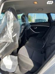 יונדאי i30 Inspire סטיישן אוט' 1.6 (135 כ"ס) בנזין 2013 למכירה בתל א