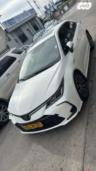 טויוטה קורולה הייבריד Limited סדאן אוט' 1.8 (98 כ''ס) בנזין 2019 ל