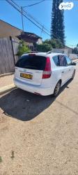 יונדאי i30CW Inspire סטיישן אוט' 1.6 (126 כ''ס) בנזין 2011 למכירה בקר