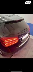מרצדס GLA GLA200 Urban אוט' 1.6 (156 כ''ס) [2014-2017] בנזין 2015 למכירה ביר