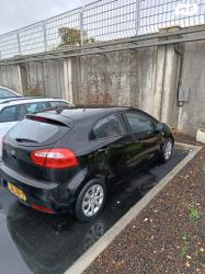 קיה ריו LX הצ'בק ידני 1.2 (82 כ''ס) בנזין 2014 למכירה ברמת גן