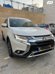 מיצובישי אאוטלנדר Instyle אוט' 7 מק' 2.0 (150 כ"ס) בנזין 2021 למכיר