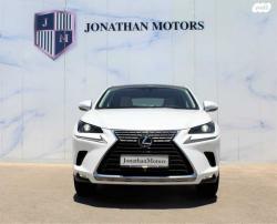 לקסוס NX NX300 Luxury אוט' 2.0 (238 כ''ס) בנזין 2019 למכירה בחיפה