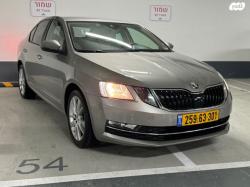 סקודה אוקטביה Exclusive אוט' 1.4 (150 כ"ס) בנזין 2017 למכירה בנצרת 