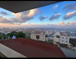 דירה 3.5 חדרים למכירה בחיפה...