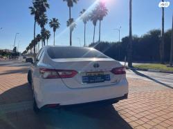 טויוטה קאמרי LE Plus הייבריד אוט' 2.5 (208 כ''ס) בנזין 2020 למכירה