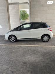 טויוטה יאריס Black Top אוט' 1.5 (112 כ"ס) בנזין 2017 למכירה בפתח תק