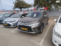 מיצובישי אאוטלנדר Instyle אוט' 5 מק' 2.0 (150 כ"ס) בנזין 2017 למכיר
