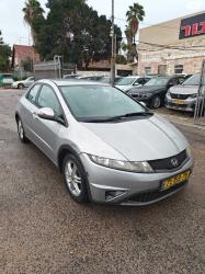 הונדה סיוויק האצ'בק החדשה Comfort אוט' 1.8 (140 כ''ס) בנזין 2011 למ