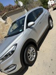 יונדאי טוסון Premium אוט' בנזין 2.0 (155 כ"ס) בנזין 2015 למכירה בב