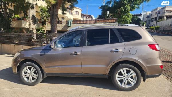 יונדאי סנטה פה 4X4 Executive אוט' בנזין 7 מק' 2.3 (174 כ''ס) בנזין 2010 למכירה בירכא