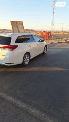 טויוטה אוריס הייבריד TS סטיישן הייבריד אוט' 1.8 (99 כ"ס) בנזין 2018 למכירה בבאר שבע
