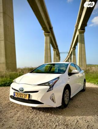 טויוטה פריוס הייבריד אוט' 1.8 (98 כ''ס) בנזין 2016 למכירה במודיעין עילית