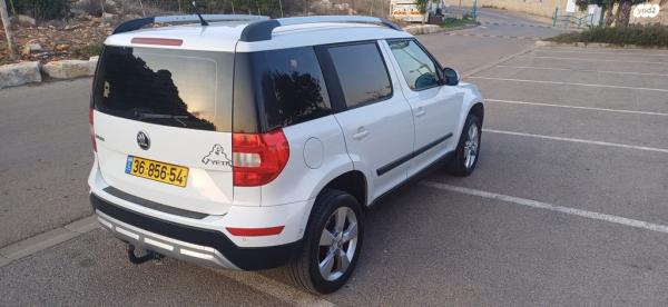 סקודה ייטי / Yeti Elegance אוט' 1.2 (105 כ"ס) בנזין 2015 למכירה בכאוכב אבו אל היגא