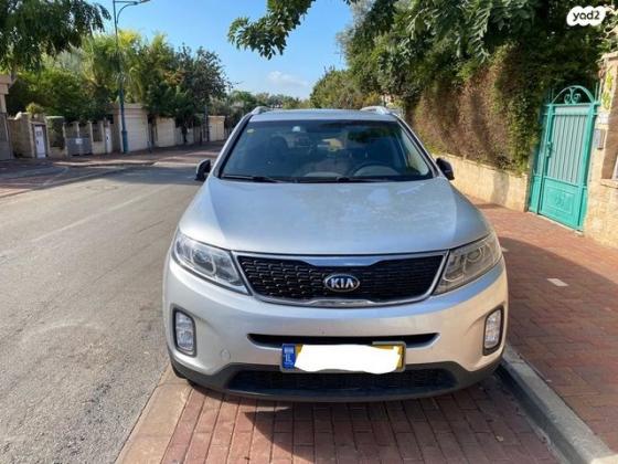 קיה סורנטו EX אוט' 7 מק' 2.4 (192 כ''ס) בנזין 2014 למכירה בתל מונד