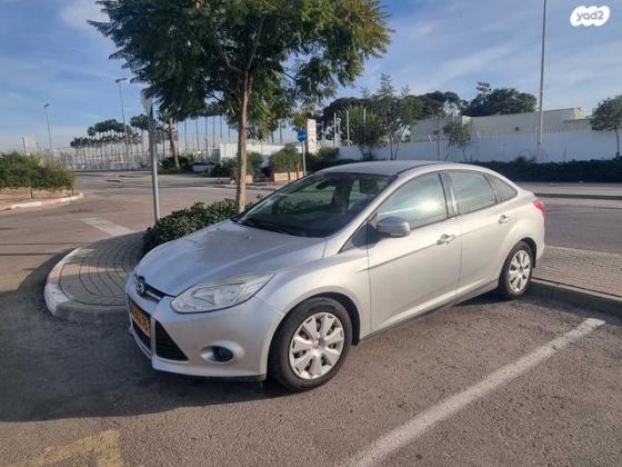 פורד פוקוס Trend סדאן אוט' 1.6 (125 כ"ס) בנזין 2012 למכירה ברחובות