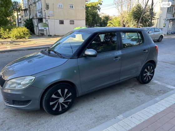 סקודה פאביה Ambition אוט' 1.2 (105 כ''ס) בנזין 2013 למכירה בעפולה