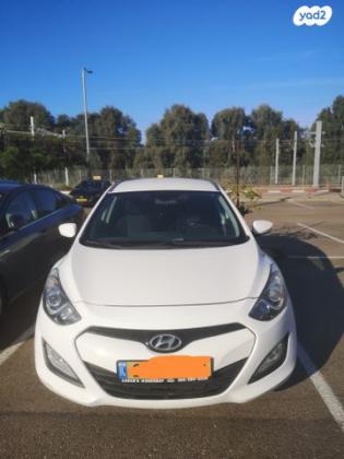 יונדאי i30 Inspire סטיישן אוט' 1.6 (135 כ"ס) בנזין 2014 למכירה בקרית אונו