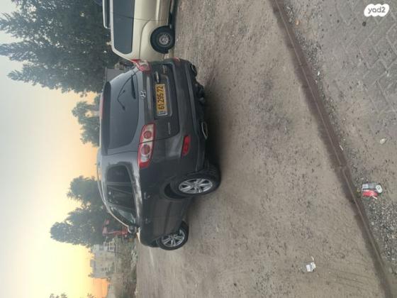 יונדאי סנטה פה 4X4 Luxury אוט' דיזל 7 מק' 2.2 (197 כ''ס) דיזל 2010 למכירה בלוד