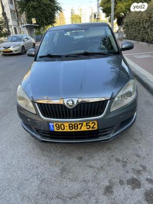 סקודה פאביה Ambition אוט' 1.2 (105 כ''ס) בנזין 2013 למכירה בעפולה