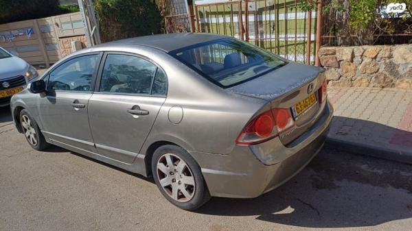 הונדה סיוויק סדאן החדשה LS אוט' 1.8 (140 כ''ס) בנזין 2007 למכירה בבאר שבע