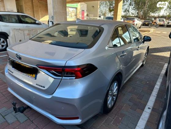 טויוטה קורולה הייבריד Sun סדאן אוט' 1.8 (98 כ''ס) בנזין 2019 למכירה בפרדסיה