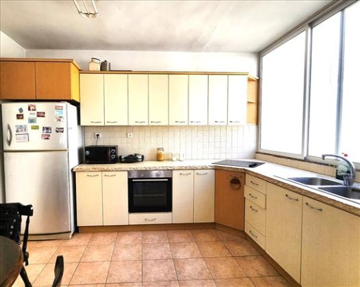 דירה 4 חדרים למכירה בכפר סבא | הגר''א | מרכז