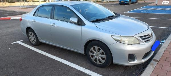 טויוטה קורולה GLI אוט' 1.6 (124 כ''ס) בנזין 2012 למכירה במודיעין מכבים רעות