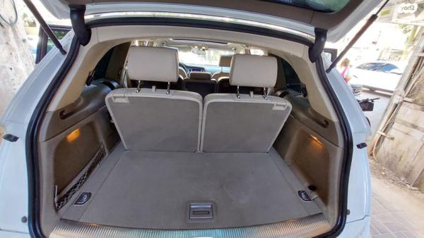 אאודי Q7 4X4 Luxury אוט' דיזל 7 מק' 3.0 (245 כ''ס) דיזל 2014 למכירה ברמת גן