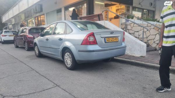 פורד פוקוס Trend סדאן אוט' 1.6 (100 כ''ס) בנזין 2007 למכירה בחולון