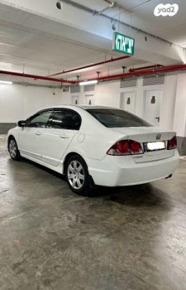 הונדה סיוויק סדאן החדשה Comfort אוט' 1.8 (140 כ''ס) בנזין 2010 למכירה בחדרה