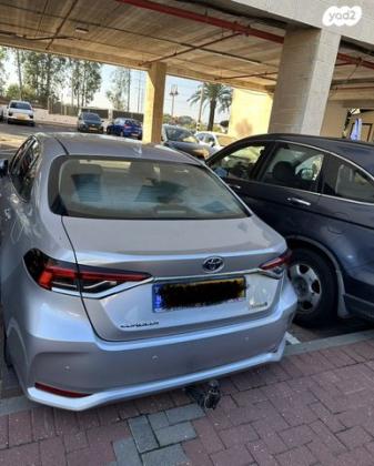 טויוטה קורולה הייבריד Sun סדאן אוט' 1.8 (98 כ''ס) בנזין 2019 למכירה בפרדסיה